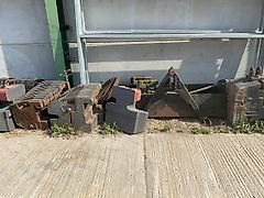 LARGE SELECTION OF WEIGHTS
