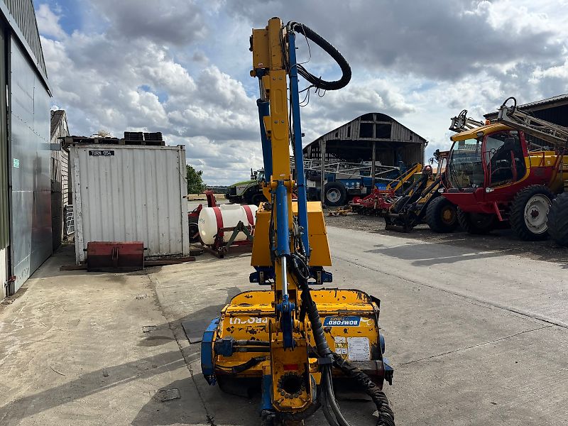 Bomford Turner B81-81T Hedge Cutter