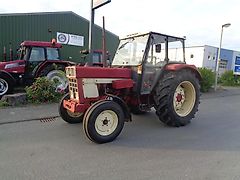 Case IH 745