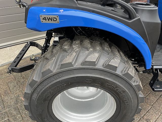 Solis 26 HST minitractor NIEUW 5 jaar GARANTIE