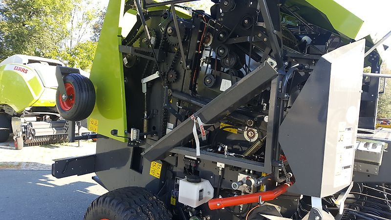 Claas ROLLANT 520 RC NEU