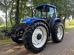 New Holland TD5050 High Clearance Portaaltrekker