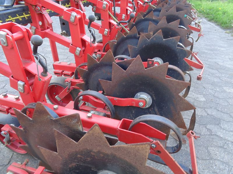 Rau 12 Reihige HackeHydr Klappun TYP Culti Crop 45cm