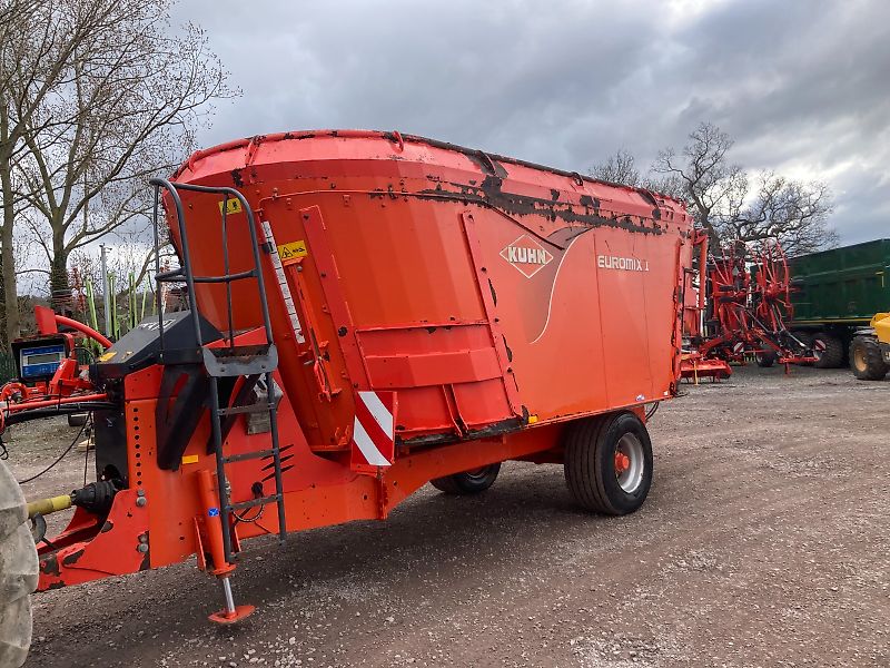Kuhn EUV273