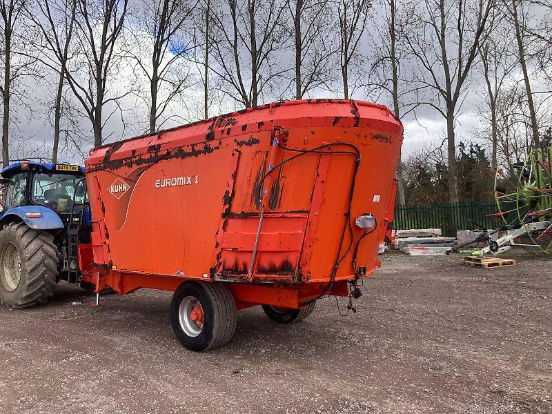 Kuhn EUV273
