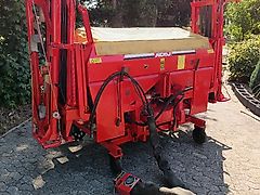 Rauch Rauch Aero 1112 Pneumatikstreuer 12 m Arbeitsbreite Kuhn Pnematikstreuer mit 16 Düsen alle 75 cm Pralleteller 16 Auslässe auf 12 m mit hydraulischer Klappung