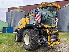 New Holland fr 9040