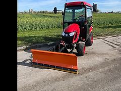 Tym T 194 Winterdienst