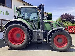 Fendt 724 VARIO S4 PROFI PLUS