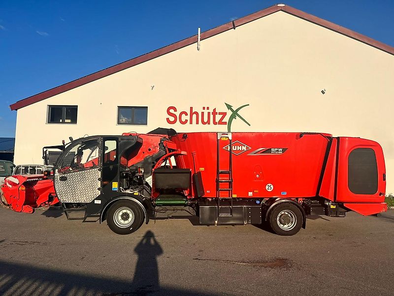 Kuhn 14.2 CS / Futtermischwagen / 2 Schnecken