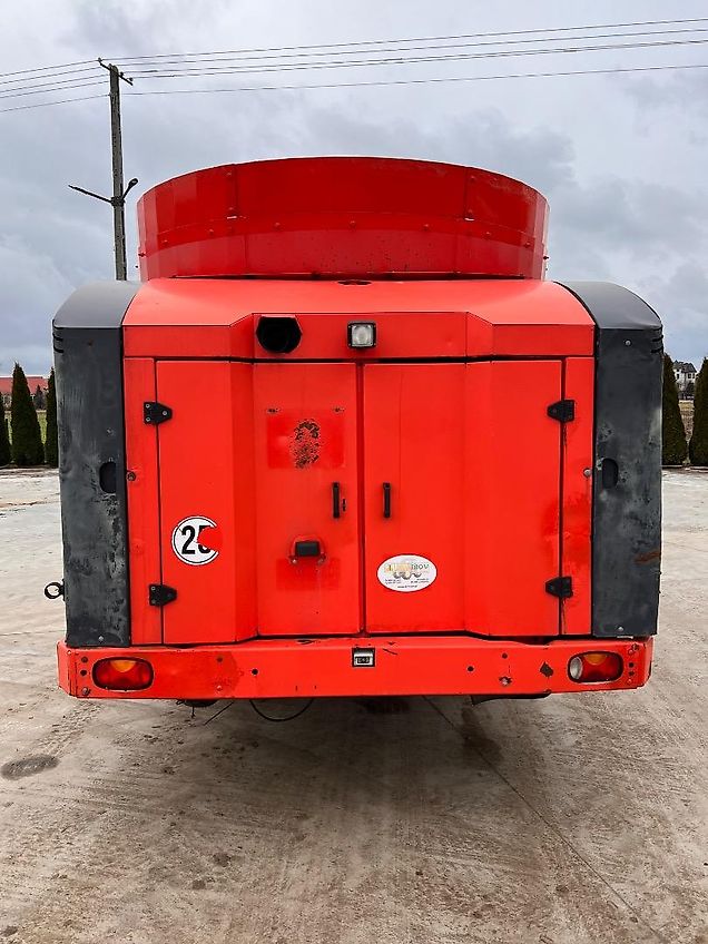 Kuhn SPV 12
