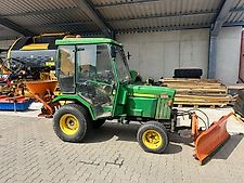John Deere 855