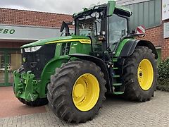 John Deere TRAKTOR 7R350