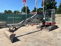 Takeuchi TB138FR