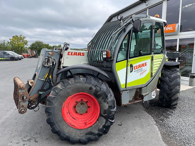 Claas Scorpion 7045 PLUS Varipower reparaturbedürftig