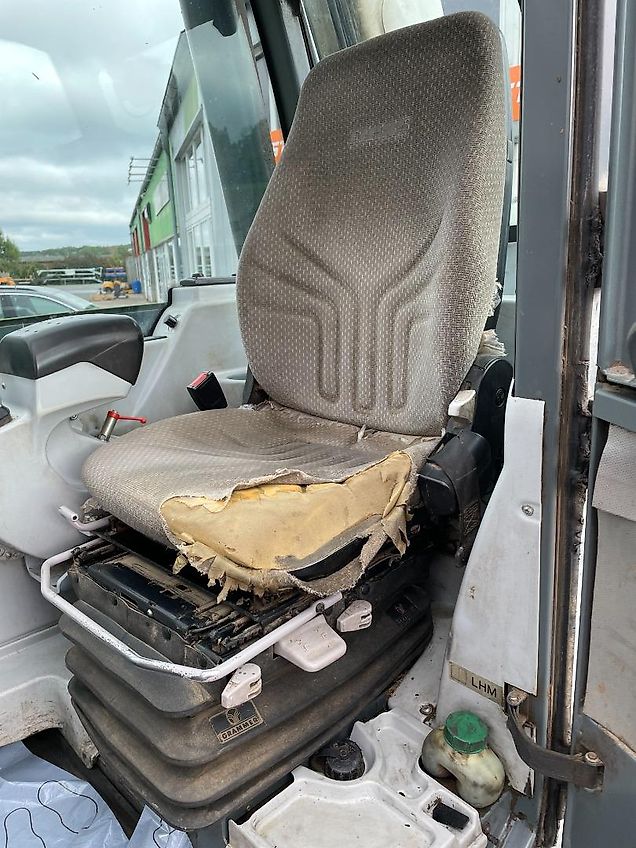 Claas Scorpion 7045 PLUS Varipower reparaturbedürftig