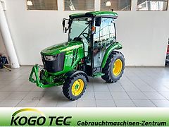 John Deere 3046R
