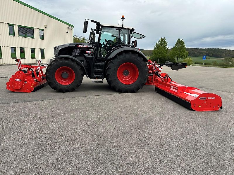 Maschio DELTA 830 Schmetterlingsmulcher mit Frontmulcher Bufalo 280