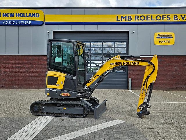 New Holland E25D minikraan