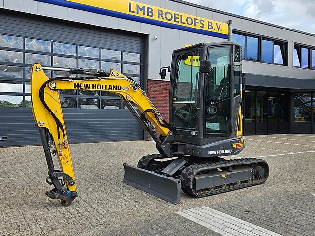 New Holland E25D minikraan