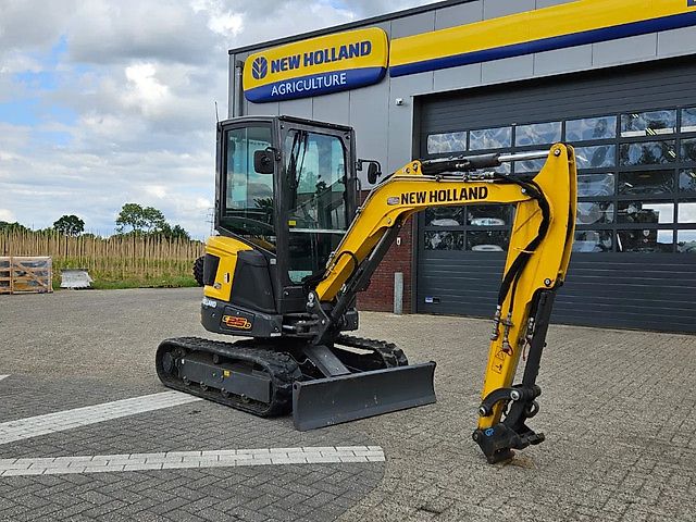 New Holland E25D minikraan
