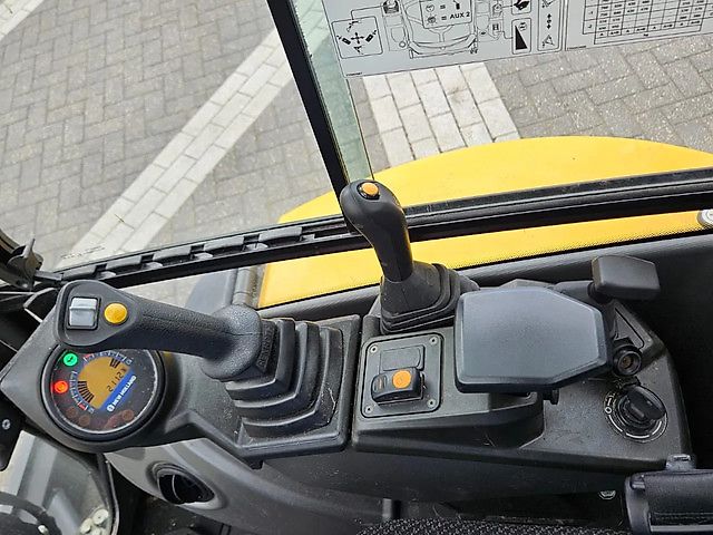 New Holland E25D minikraan