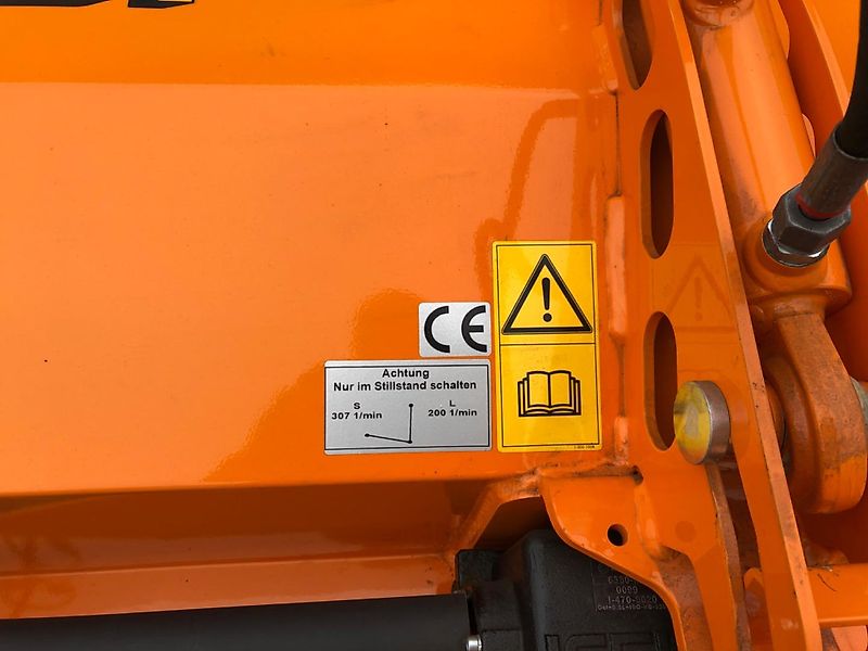 Iseki Iseki KM 170 Frontkehrmaschine * Winterdienst * UNBENUTZT