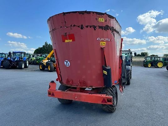Kuhn 1070