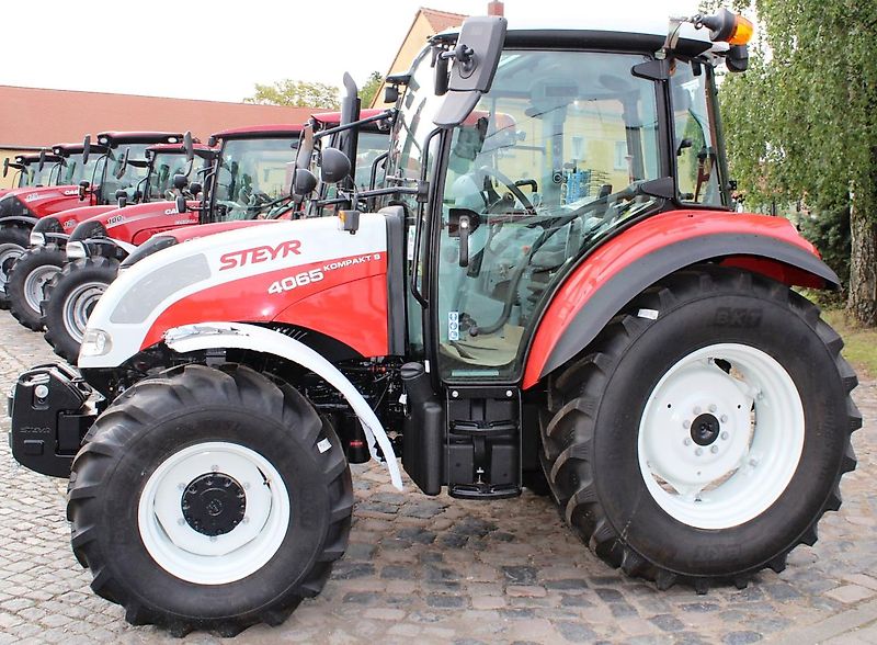 Steyr Kompakt 4065 S