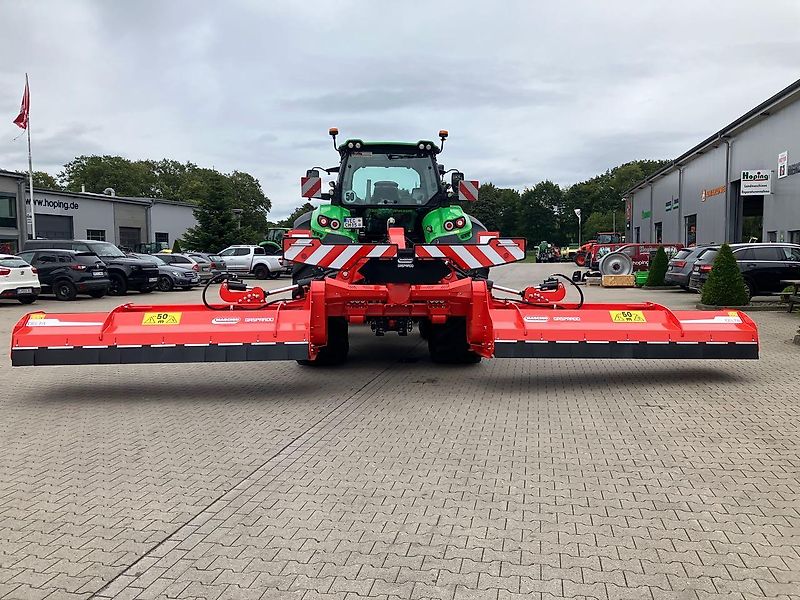 Maschio Butterfly-Mulcher Delta 830 und Front-Mulcher Bufalo 280