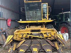 New Holland 1900