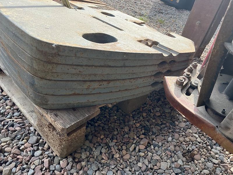 New Holland Einhängegewichte, 8 Stück a 110 kg, 86501457, Paketpreis