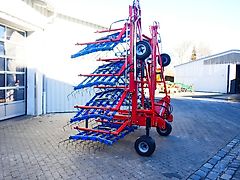 Hatzenbichler Original-Striegel 12m mit hydr. Zinkenverstellung