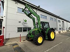 John Deere 6120M