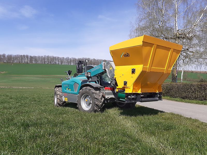 VDMJ CV2R-1700 Liegeboxen Einstreumaschine Mais - TMR Verteilschaufel Kompostverteiler