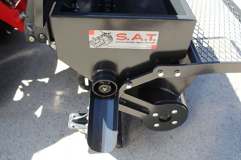 SAT Futterschnecke-Kraftfutterdosierer