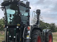 Claas Xerion Saddle Trac 3800