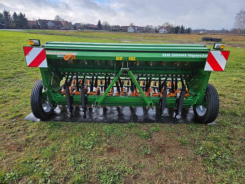 Amazone Siewnik Zbożowy Amazone D9 Ad D 9 Talerzowy 3000 Special Rotec Kółka