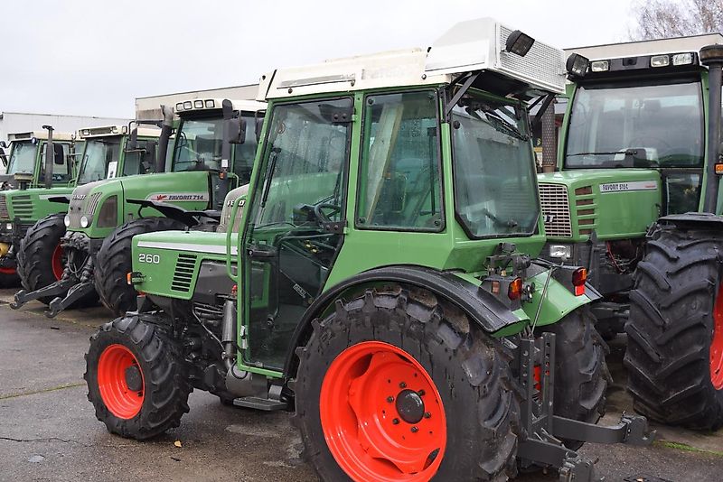 Fendt Farmer 260 V *Schmalspur*