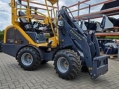 Eurotrac W11 Schutzdach Hoflader inkl.Umbau mit drucklosem Rücklauf.