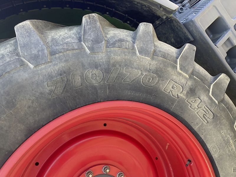 Fendt 828 VARIO S4 PROFI PLUS