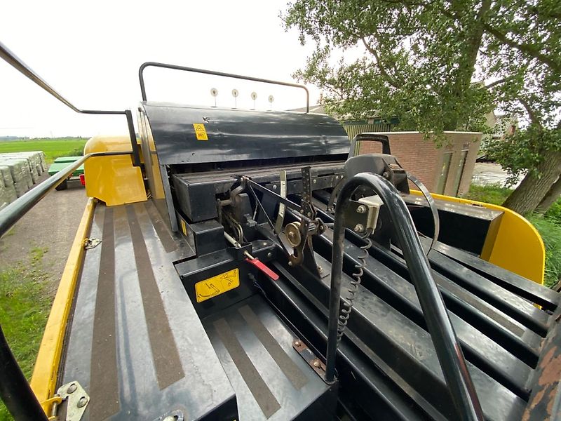 New Holland New Holland BB 9060A, met W-rotor, direct inzetbaar