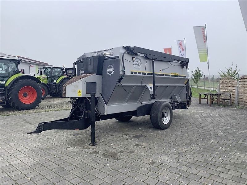 Titan 1100