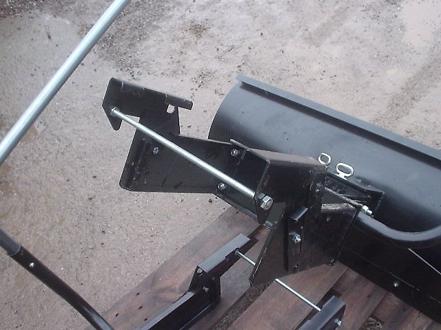 Stiga Schneeräumschild GGP Italy für Modelle 84/98/108, BJ 2011, Lagermaschine