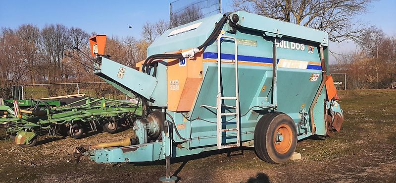 Storti Bulldog 10 cub met laadfrees, bodem vijzel defect