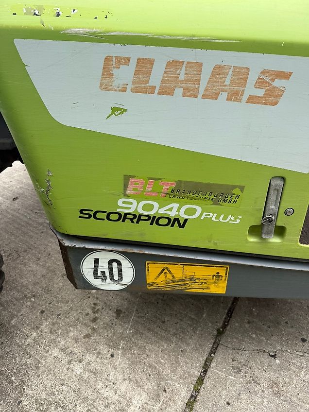 Claas Scorpion Kramer 9040 plus