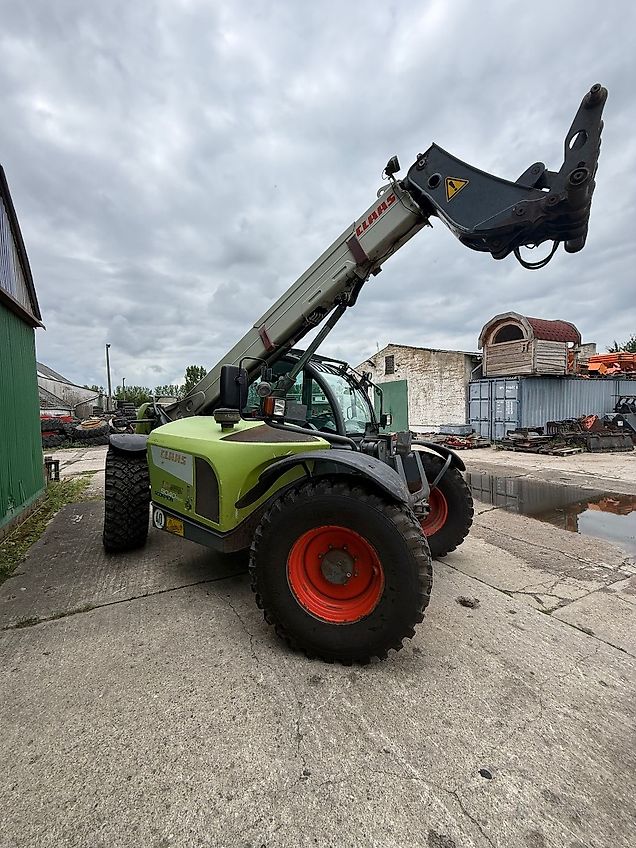 Claas Scorpion Kramer 9040 plus