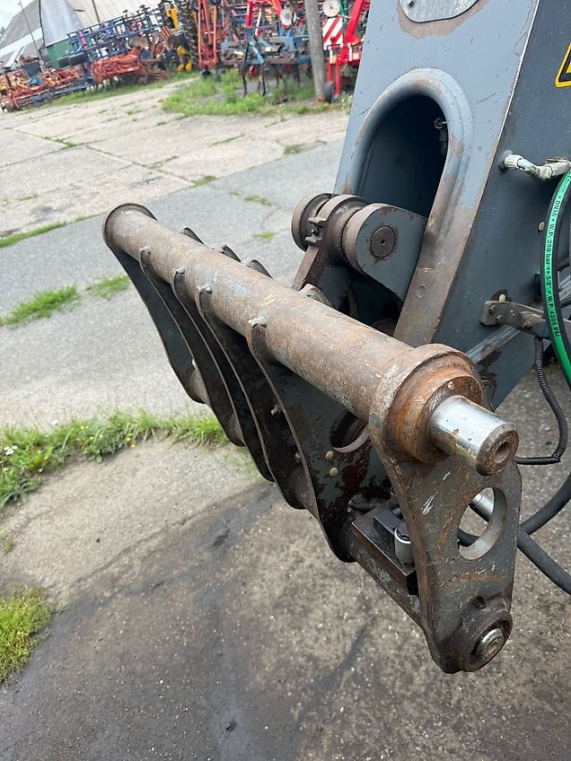 Claas Scorpion Kramer 9040 plus