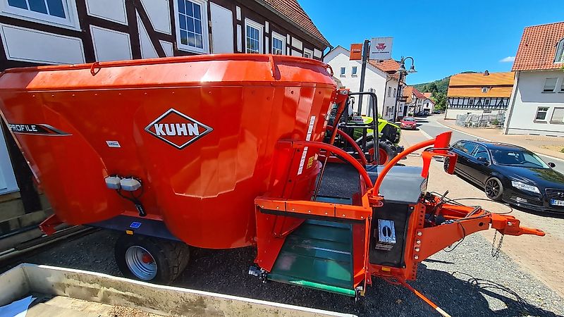 Kuhn Profile 16.2 CS - Vorführwagen mit Förderband vorne
