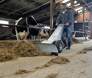 Westermann Spaltenschieber/ Futterschieber WS 800 VARIO Westermann Spaltenschieber/ Futterschieber WS 800 VARIO